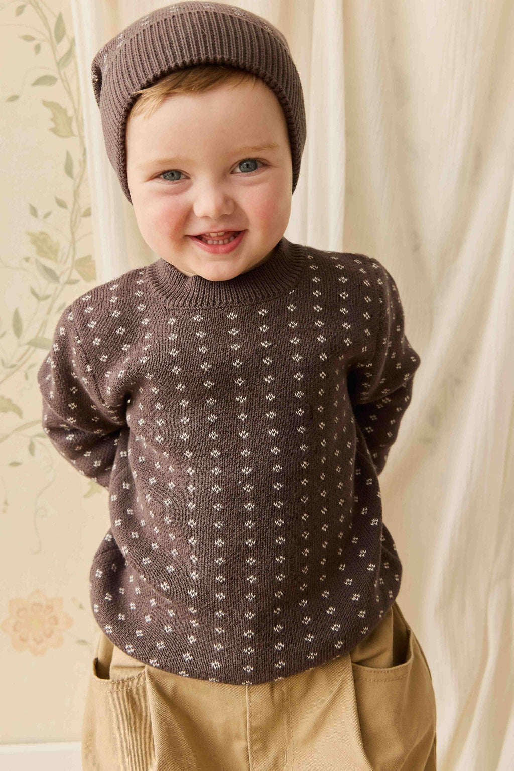 Pull en coton tricoté losanges marron café douillet avec poignets côtelés pour bébés et enfants (pour superposer)