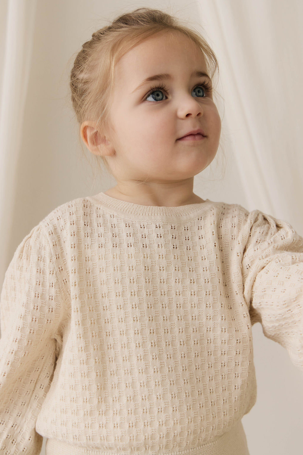 Pull en coton tricoté texturé vanille douce avec manches bouffantes pour bébés et filles, usage quotidien