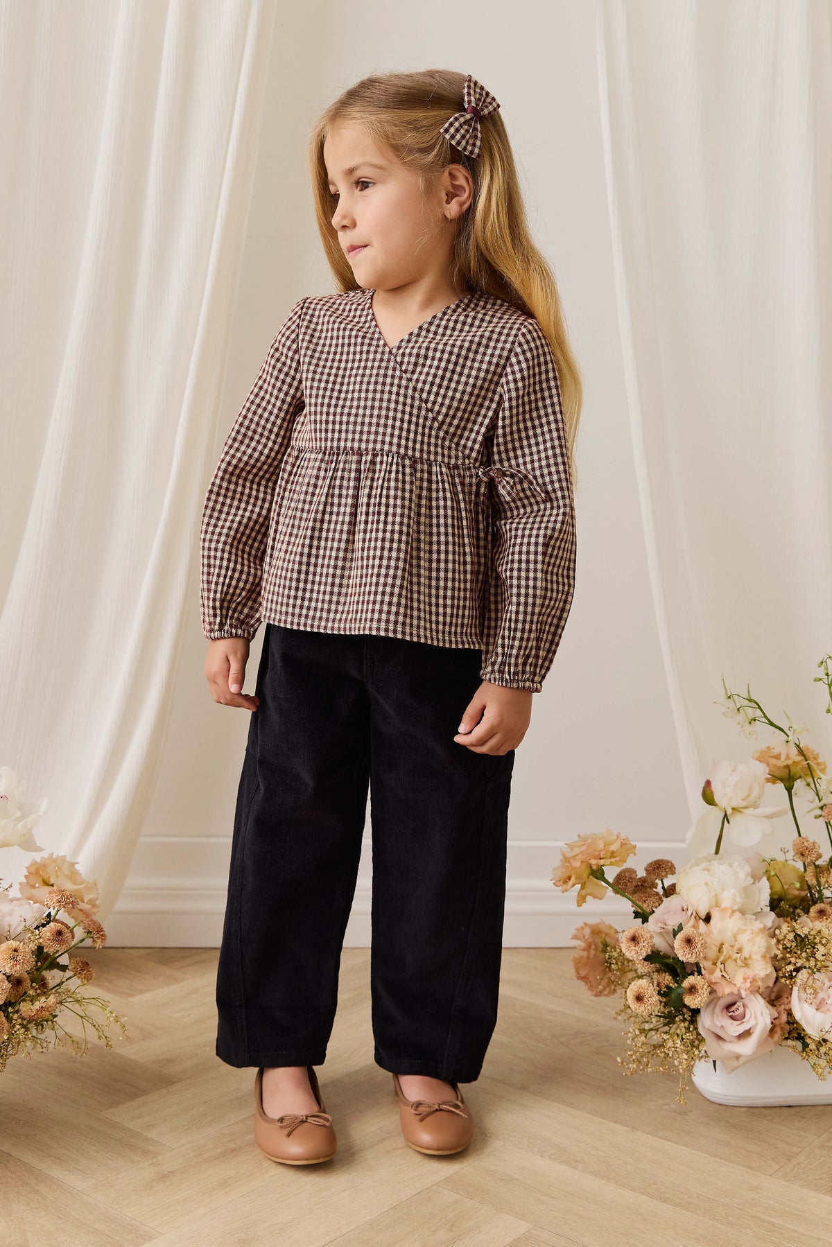 Pantalon classique en velours côtelé ébène coton-élasthanne avec taille élastiquée et poches fonctionnelles pour enfants