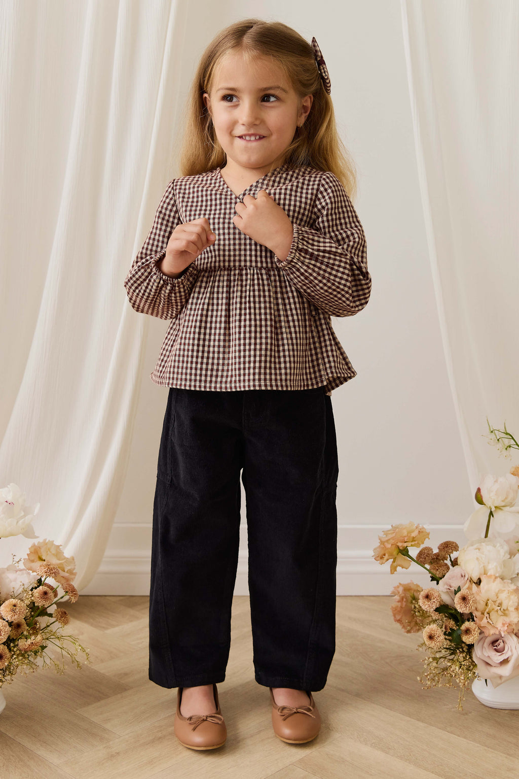 Pantalon classique en velours côtelé ébène coton-élasthanne avec taille élastiquée et poches fonctionnelles pour enfants