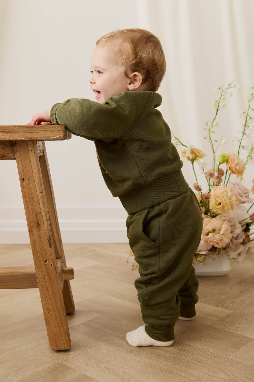 Pantalon de jogging en coton biologique Sicilian Olive décontracté avec cordon de serrage élastique à la taille pour enfants